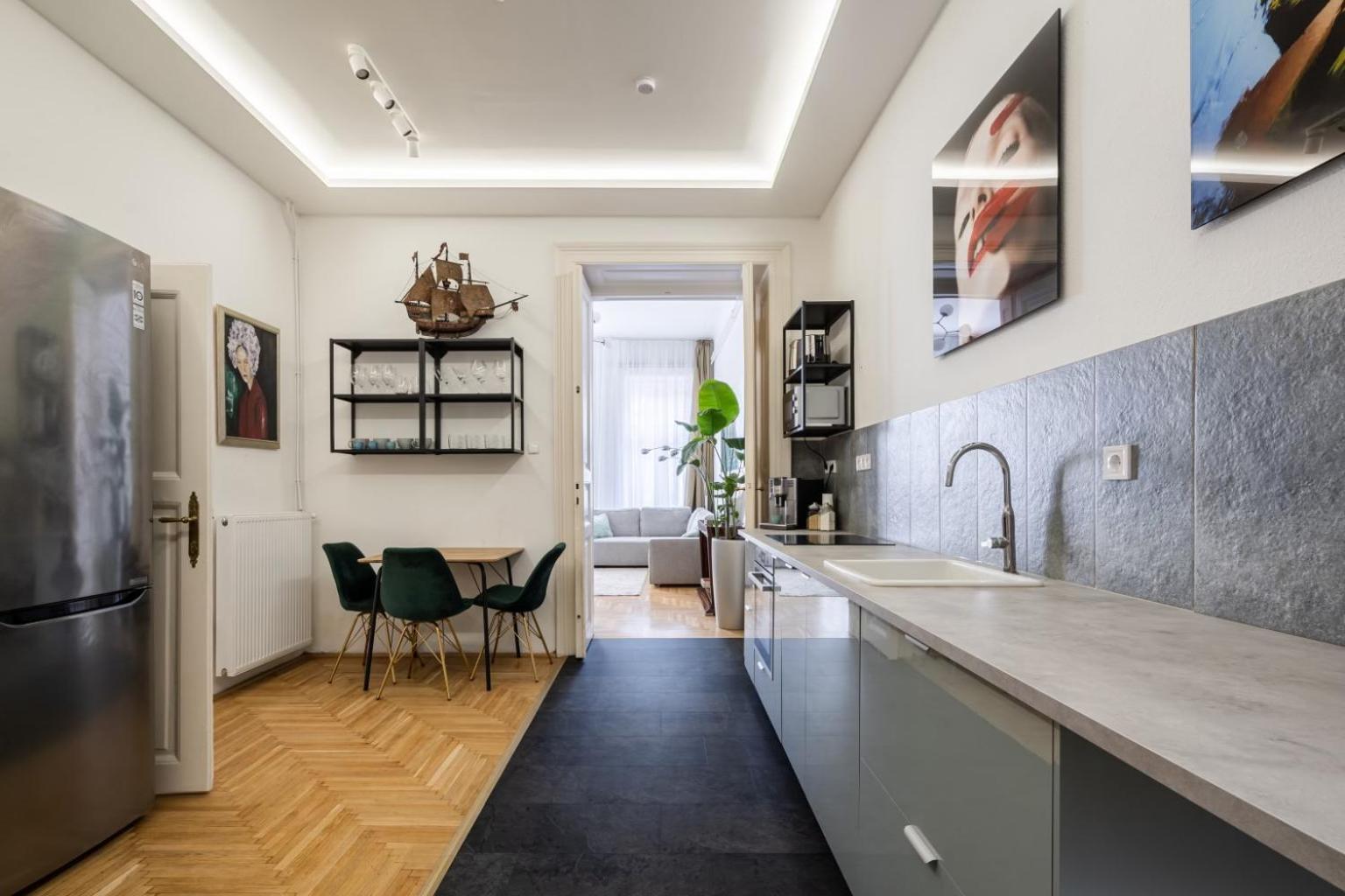 Aviator Luxury Apartment Будапеща Екстериор снимка